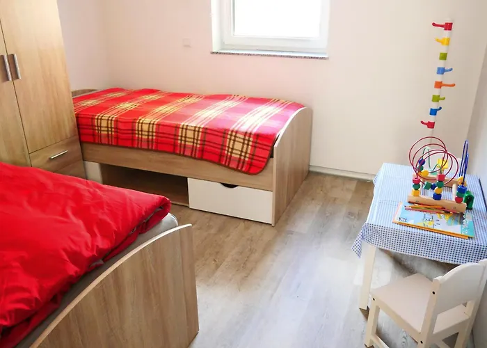 Haus Kleiner Findling Im Lausitzer Seenland